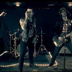 The Hammer Killers videoclip de «Muerte Y Gloria»