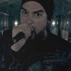 Rise To Fall videoclip de «End Vs Beginning»