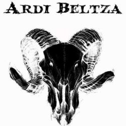 Ardi Beltza escucha su disco debút al completo