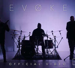 Lampr3a videoclip de «Evøke»